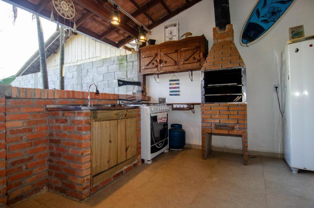 Albergue Waterman Surf Camp Florianopolis