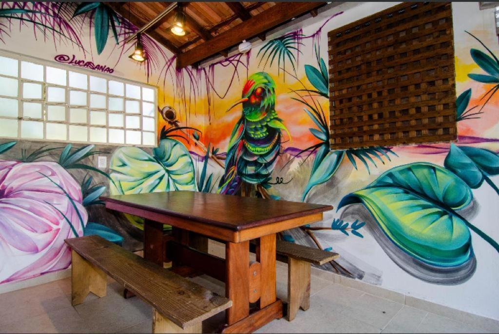 Waterman Surf Camp Albergue